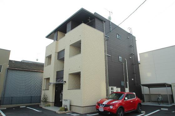広島電鉄宮島線 楽々園駅 徒歩10分 3階建 築12年