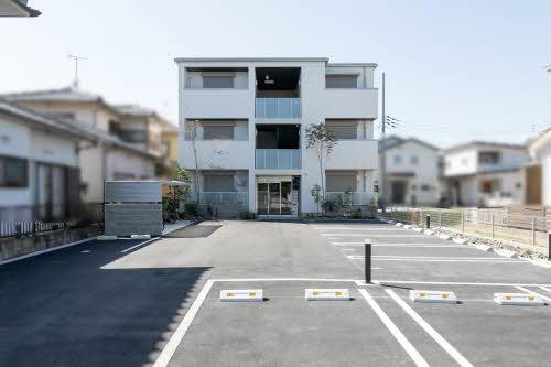近鉄大阪線 大和八木駅 徒歩15分 3階建 築5年