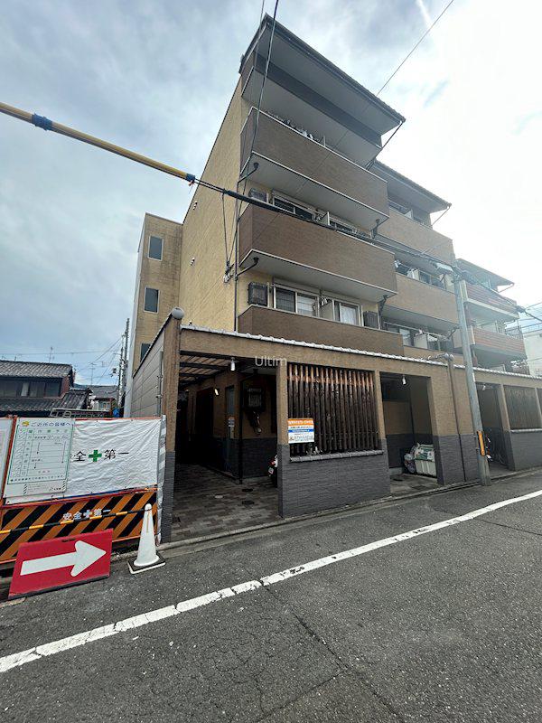 アドミ西院