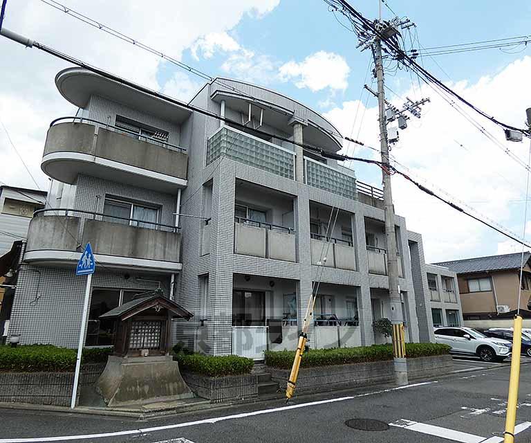 地下鉄烏丸線 北山駅(京都) 徒歩33分 3階建 築39年