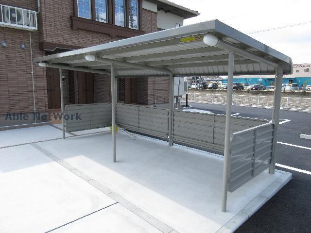 サン パインテイル