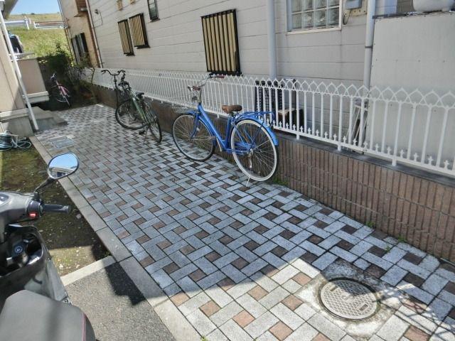ディーセント