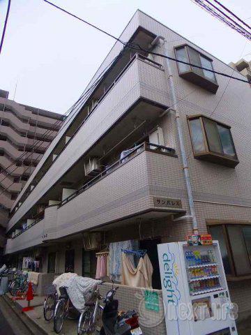 サンパレス