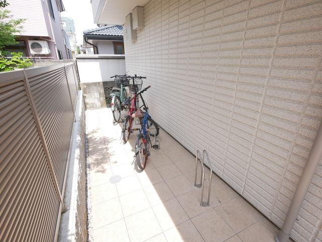ＪＲ南武線 武蔵新城駅 徒歩15分 2階建 築9年