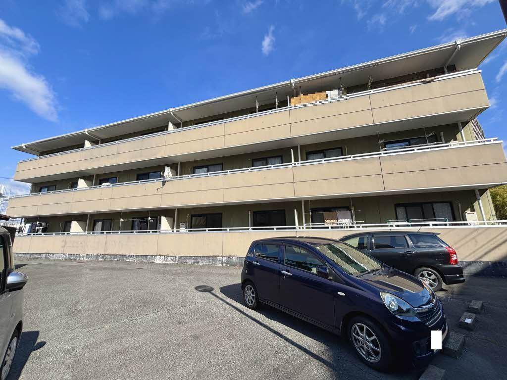 ＪＲ山陽本線 倉敷駅 徒歩15分 3階建 築31年