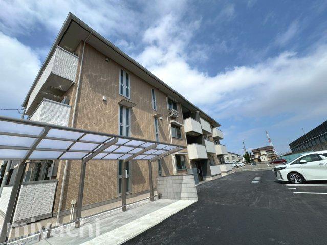 エムフルージュ