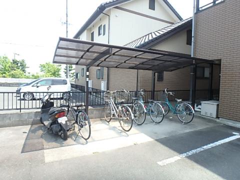フォレスト半田