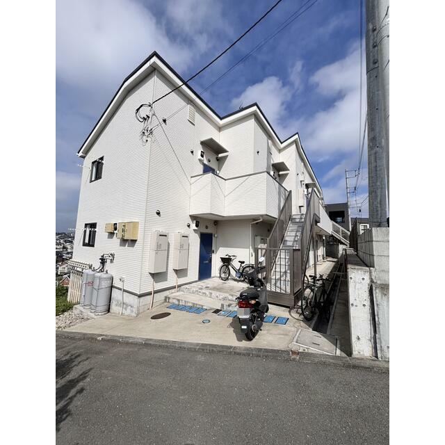 アーニャ南栗原