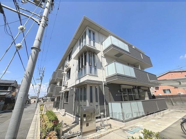 プレジール平安