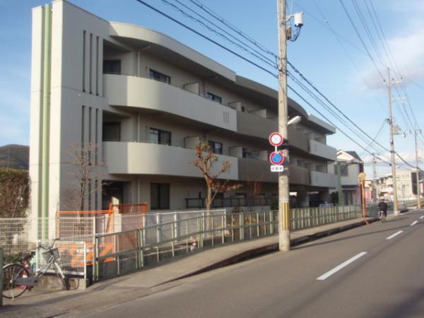 グリーンアベニュー山岡 1F