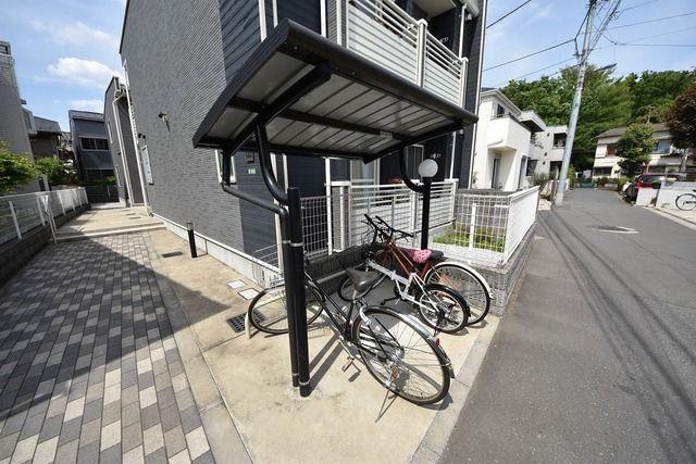 レオネクストエリタージュ