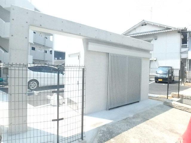阪急伊丹線 新伊丹駅 徒歩7分 4階建 築8年