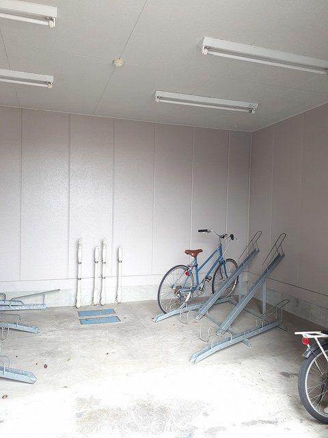 ダイヤモンド サルーン