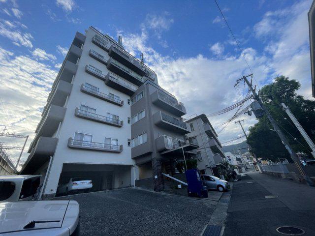 リュエル岡本