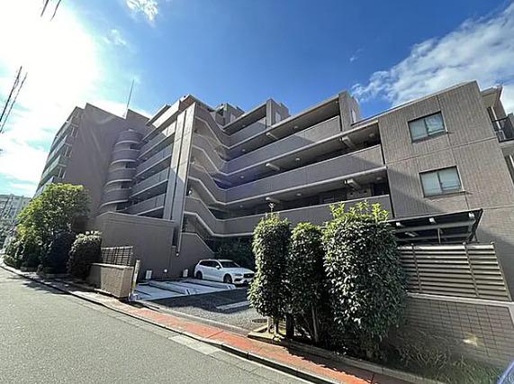 パルテール白金