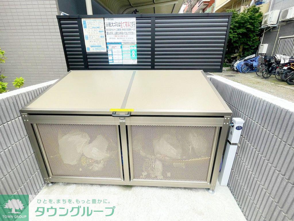 TRIOAKS横濱