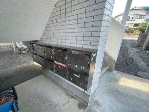 日成マンション