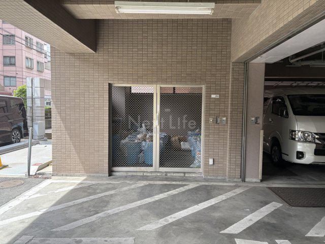 オリーブスクエア