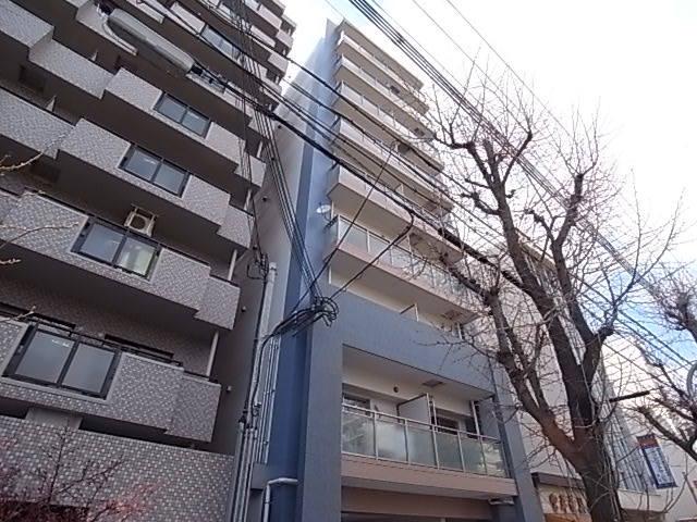 ラ・ウェゾン塚本通