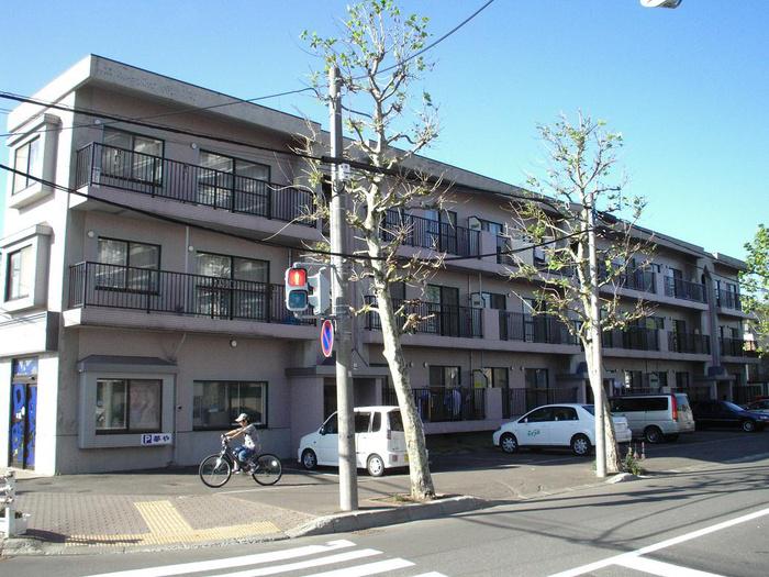 ラ・ヌーベルコート旭町