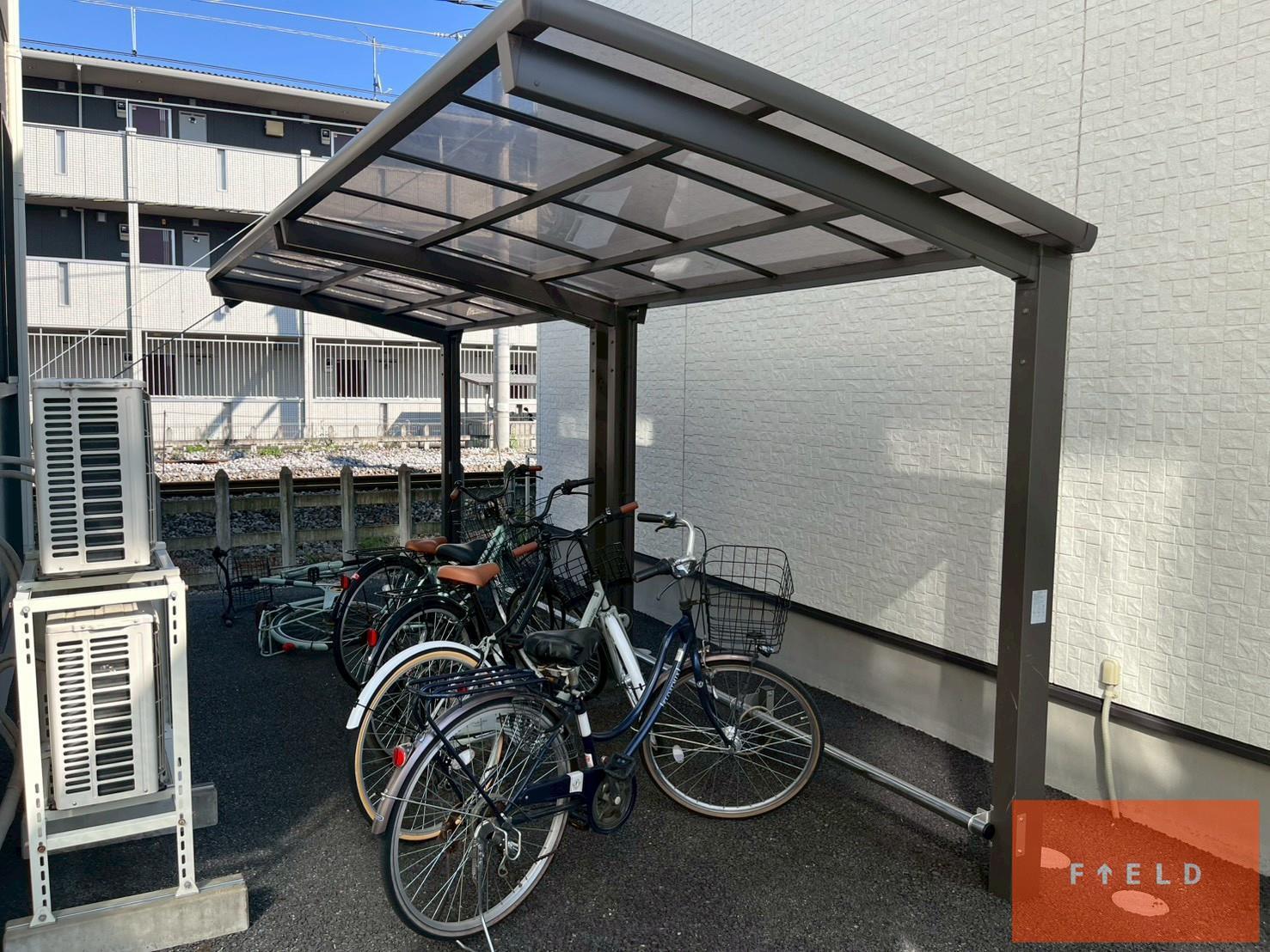 エルージュA