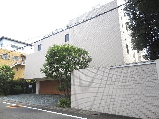 フカサワ スペース 9