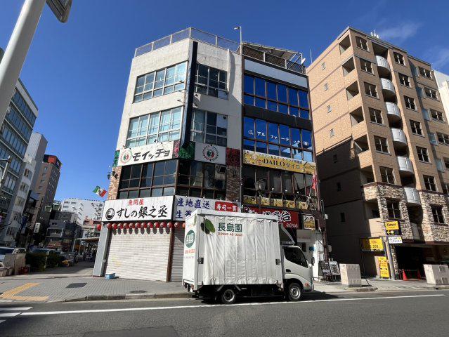 アコテパリジェンヌ