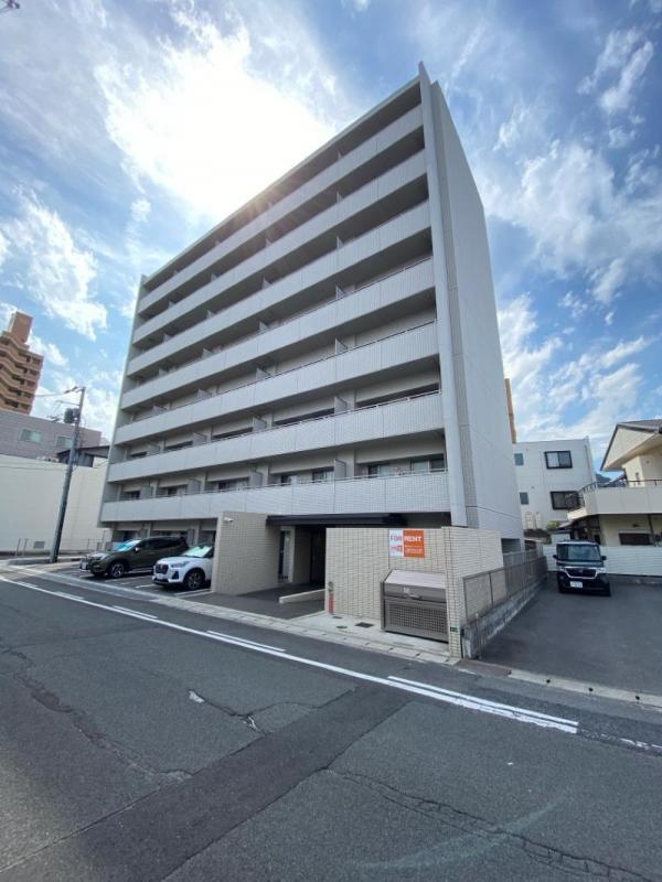 ルスト栗林町