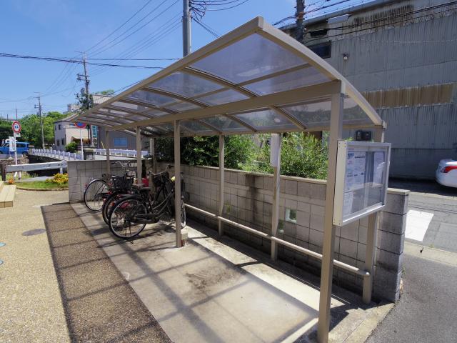 メゾンEコートA棟