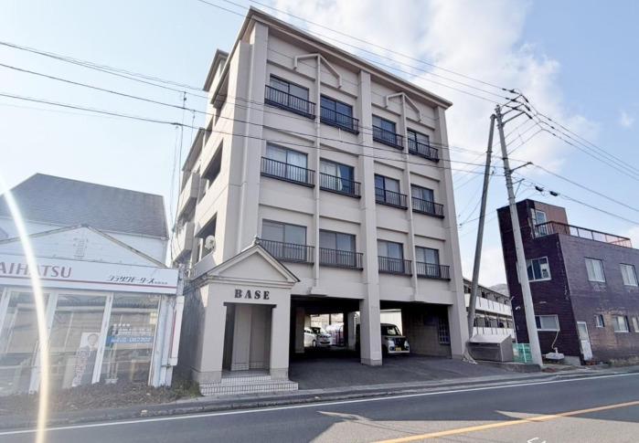 BASE津田