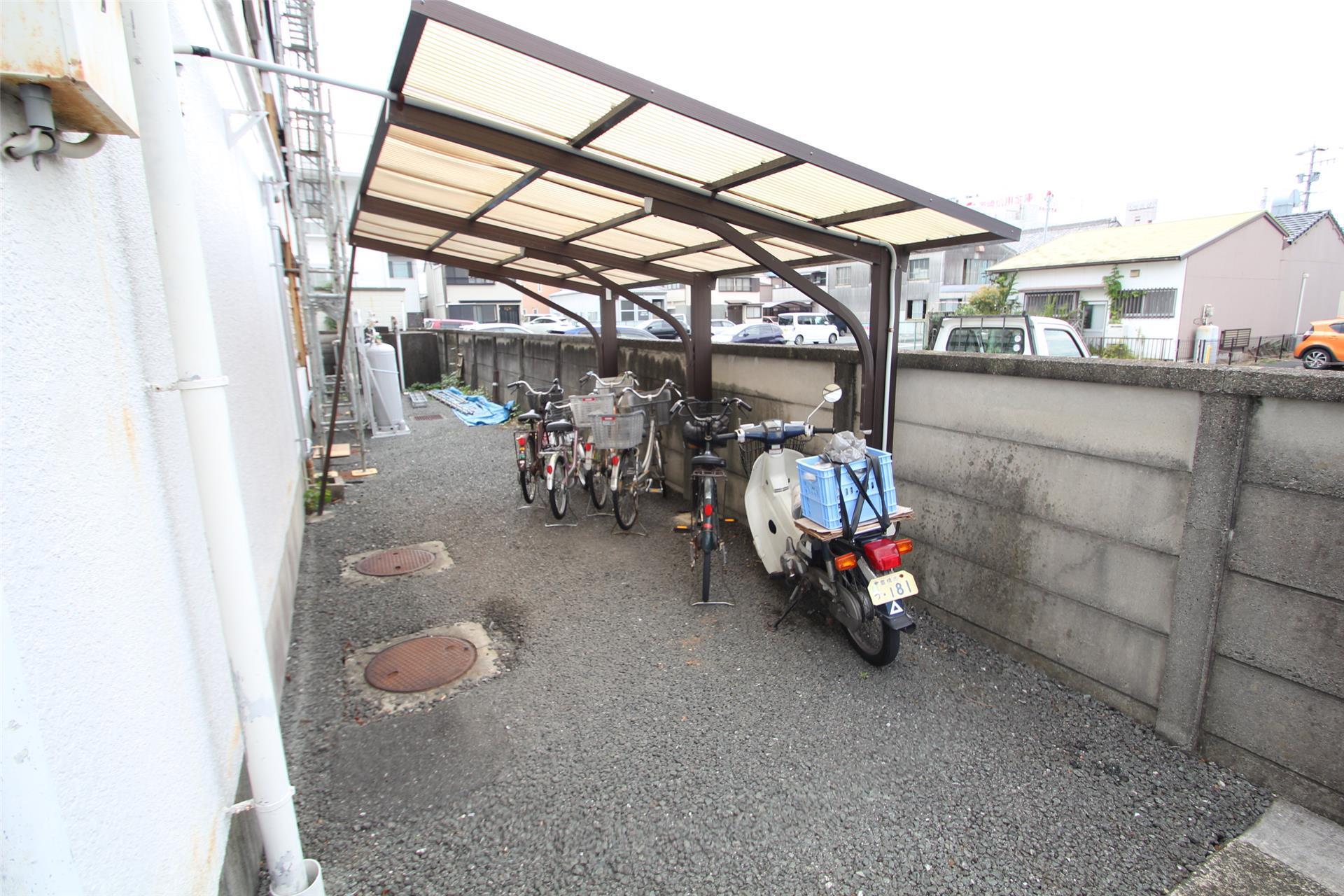 グラッセ前田