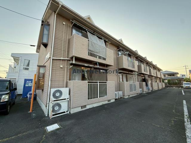 コーポラスE
