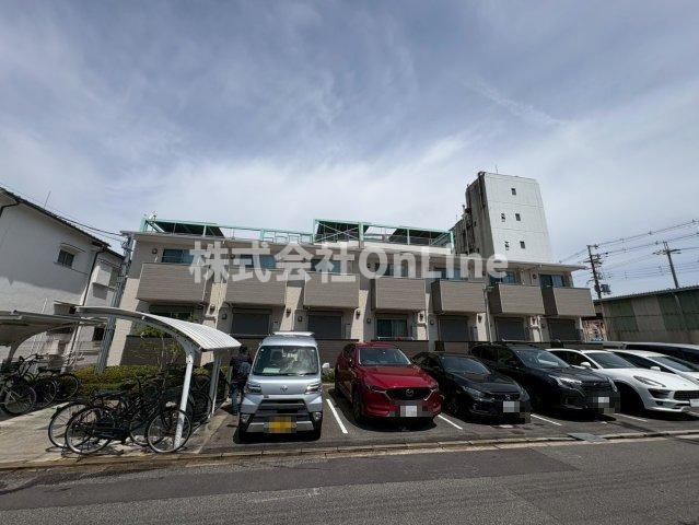 アクシア