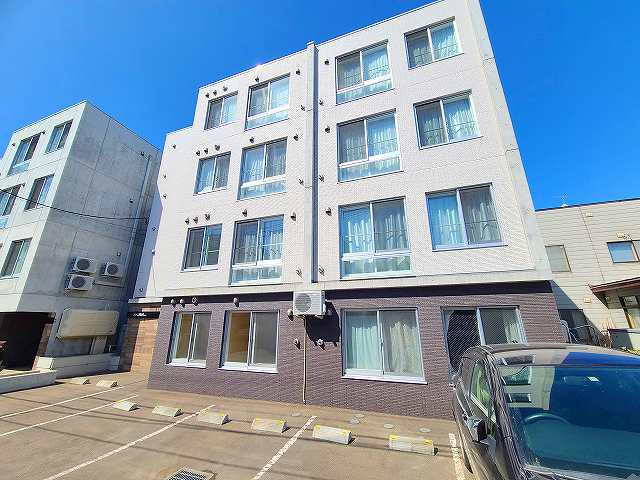 地下鉄南北線 北３４条駅 徒歩3分 4階建 築11年