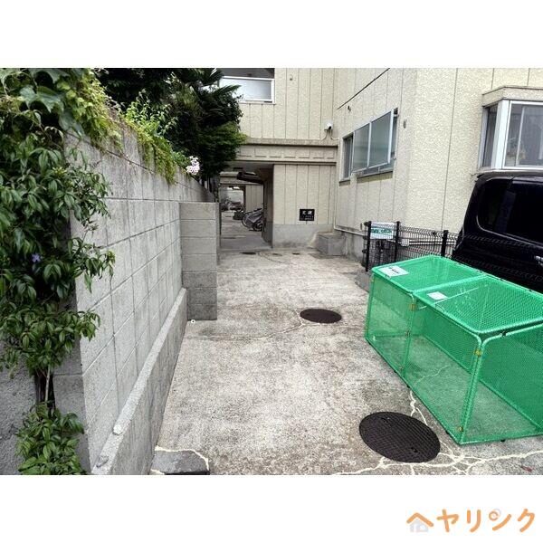 代万ビル