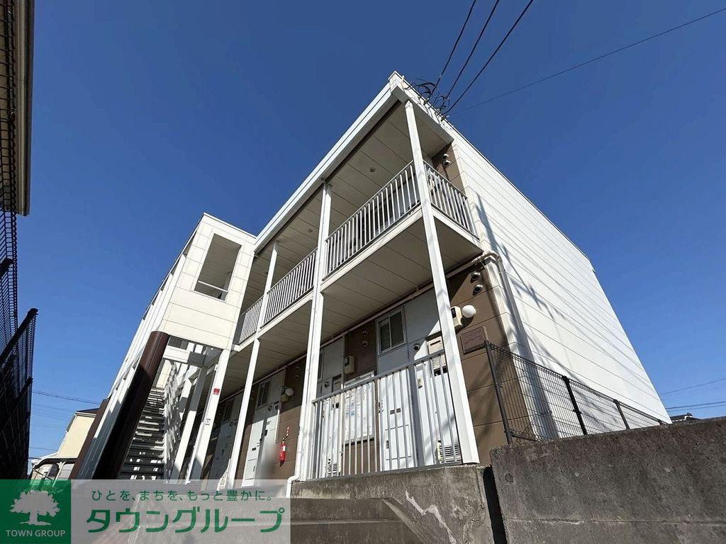 レオパレスクレスト