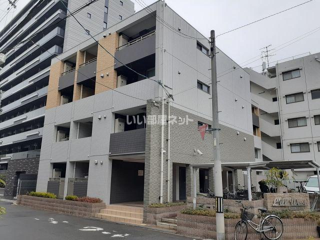ライル ウエスト