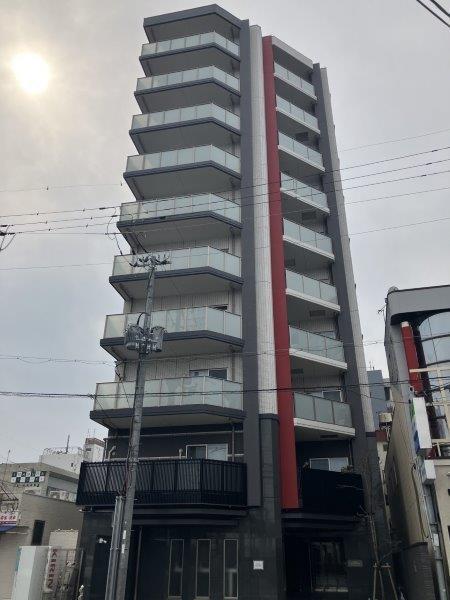 フェミネンス大津石山駅前