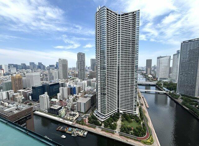 THE TOKYO TOWERS SEA TOWERS