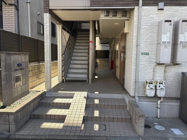クレイノグレイス