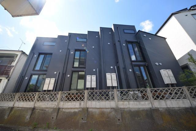 PARKSIDE RESIDENCE CHITOKARA