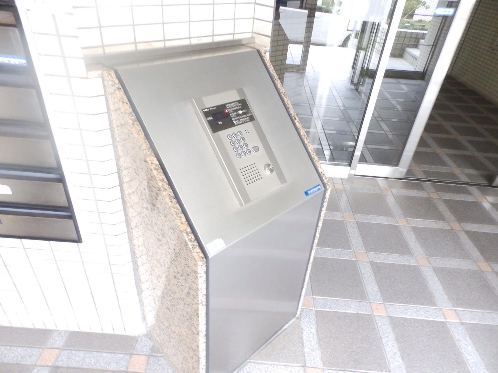 ロイヤル六甲駅前