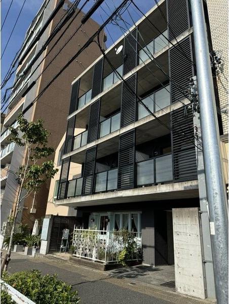 地下鉄鶴舞線 いりなか駅 徒歩6分 4階建 築20年