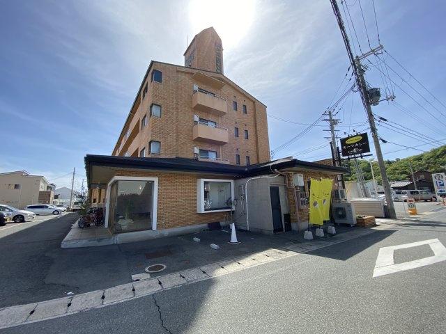 バルビゾン岡田