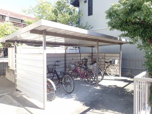 メゾン西町