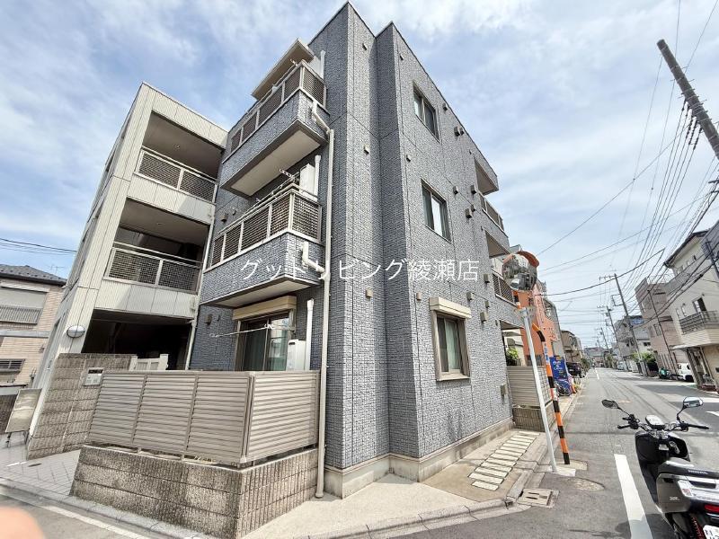 シャーメゾン六町