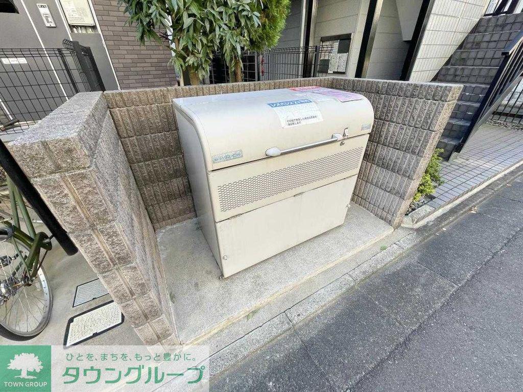 レオパレス経堂