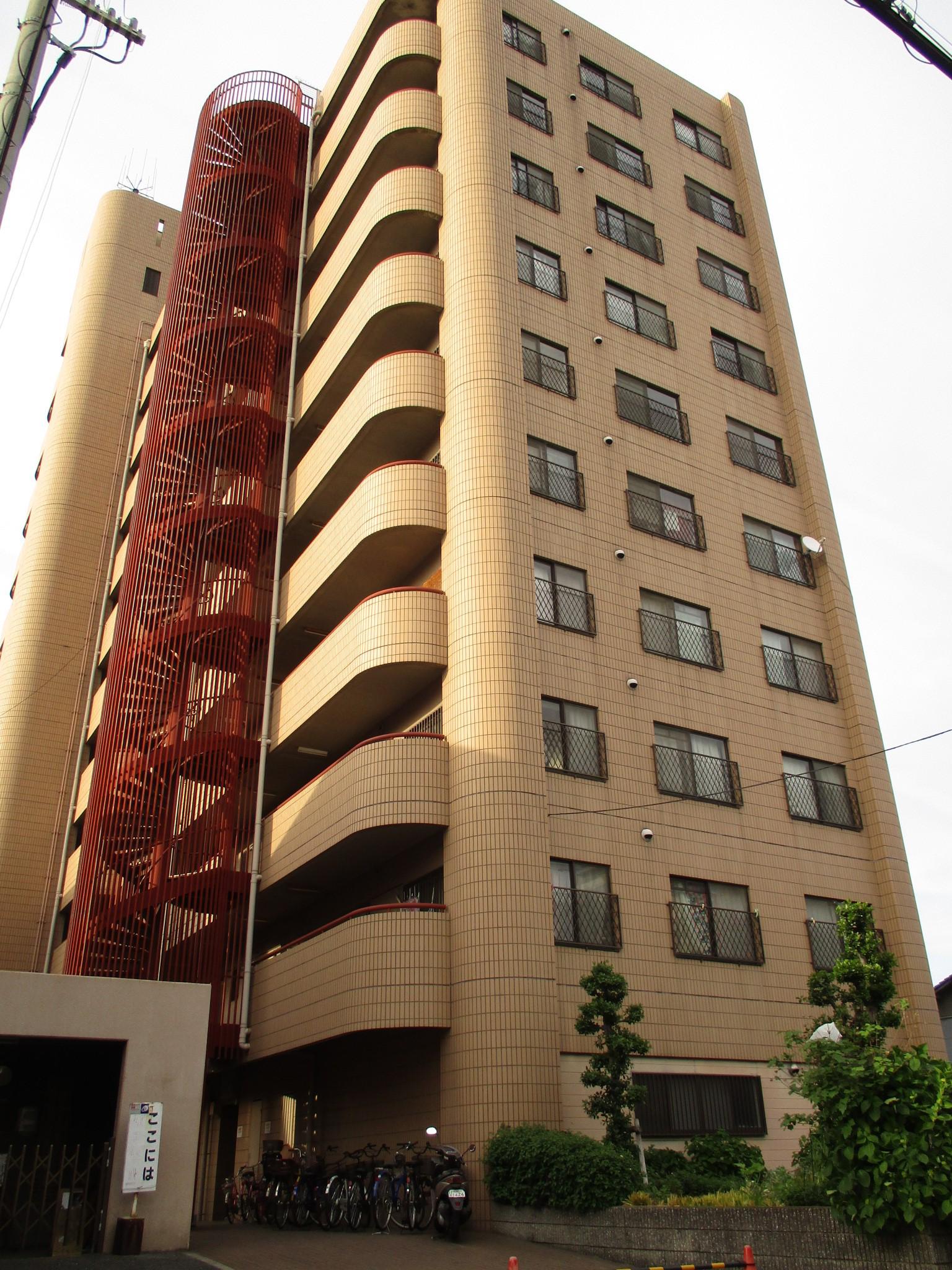 鶴見緑地ハイツ弐番館