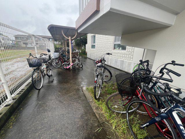 クレセールサダ