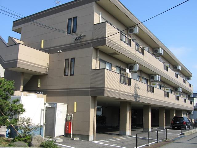 ジュネス鈴木
